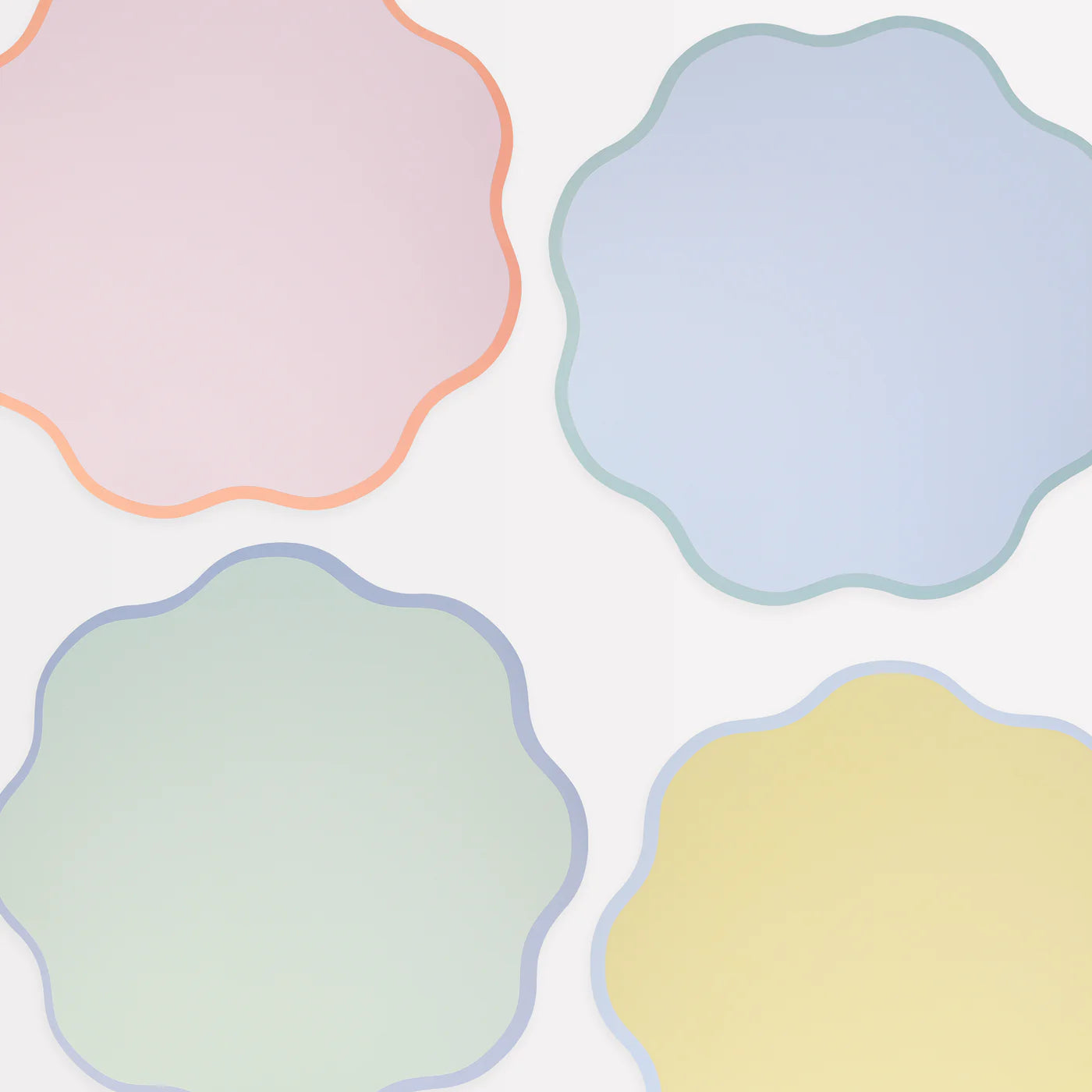 Wavy Round Paper Placemats