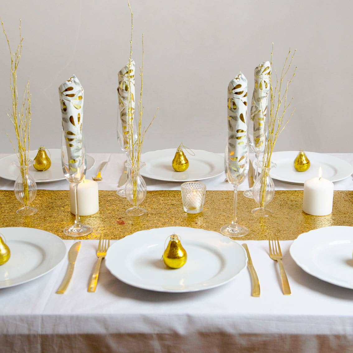 Gold Glitter Table Runner | 6ft