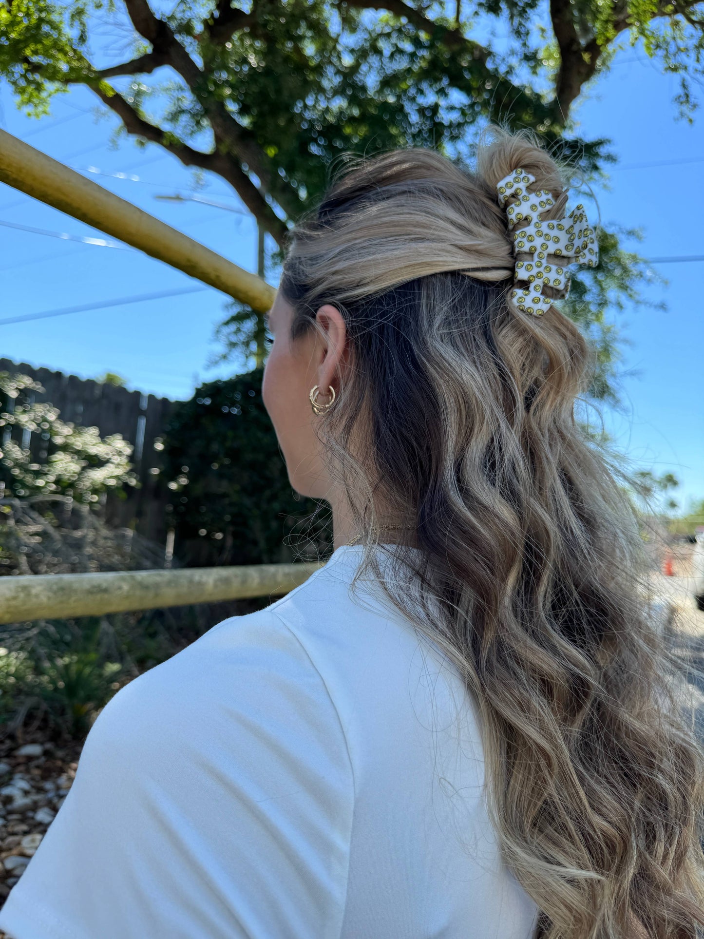 Classic Hair Clip | Med. | Miles of Smiles