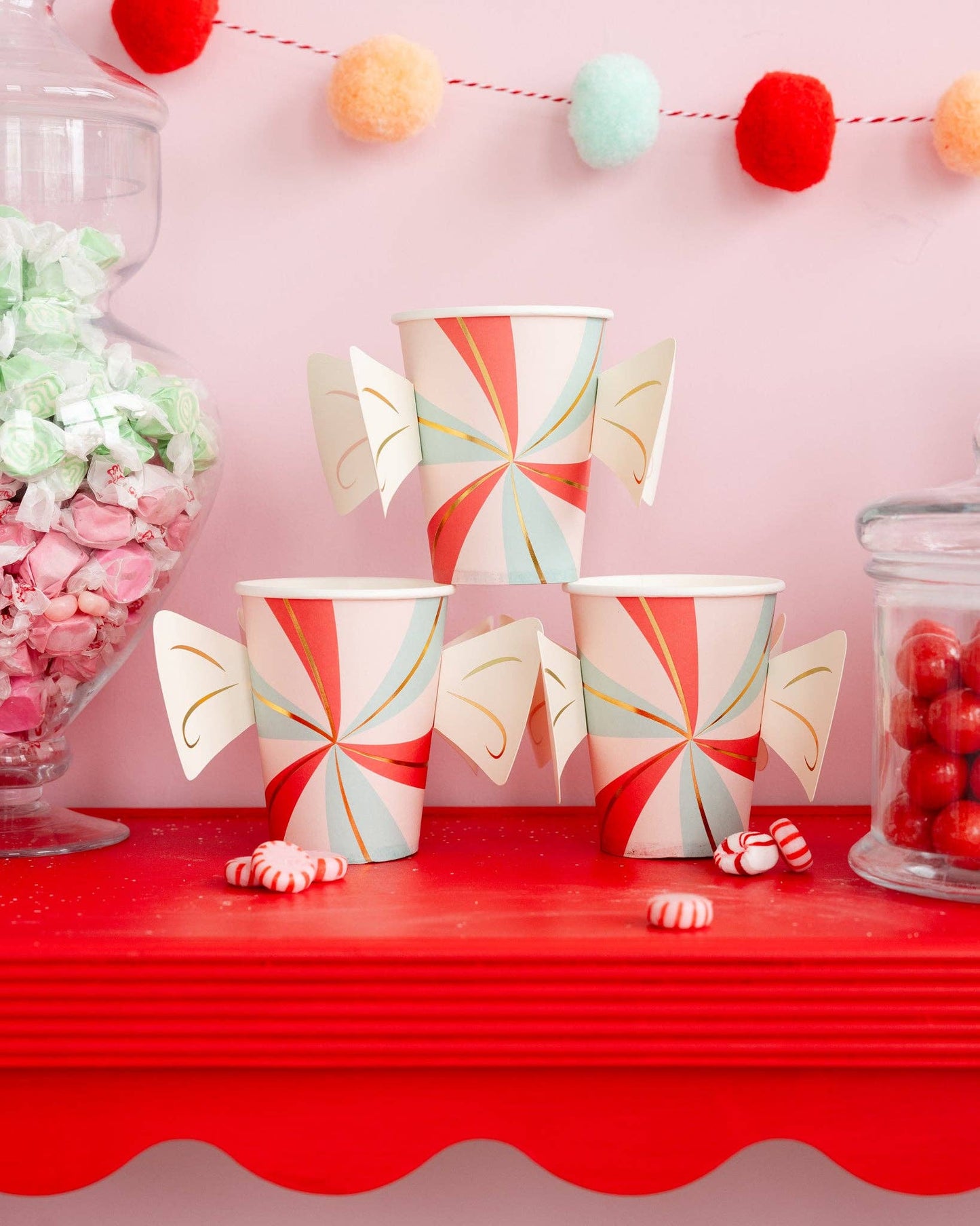 Candy Cane Lane Handled Paper Cup