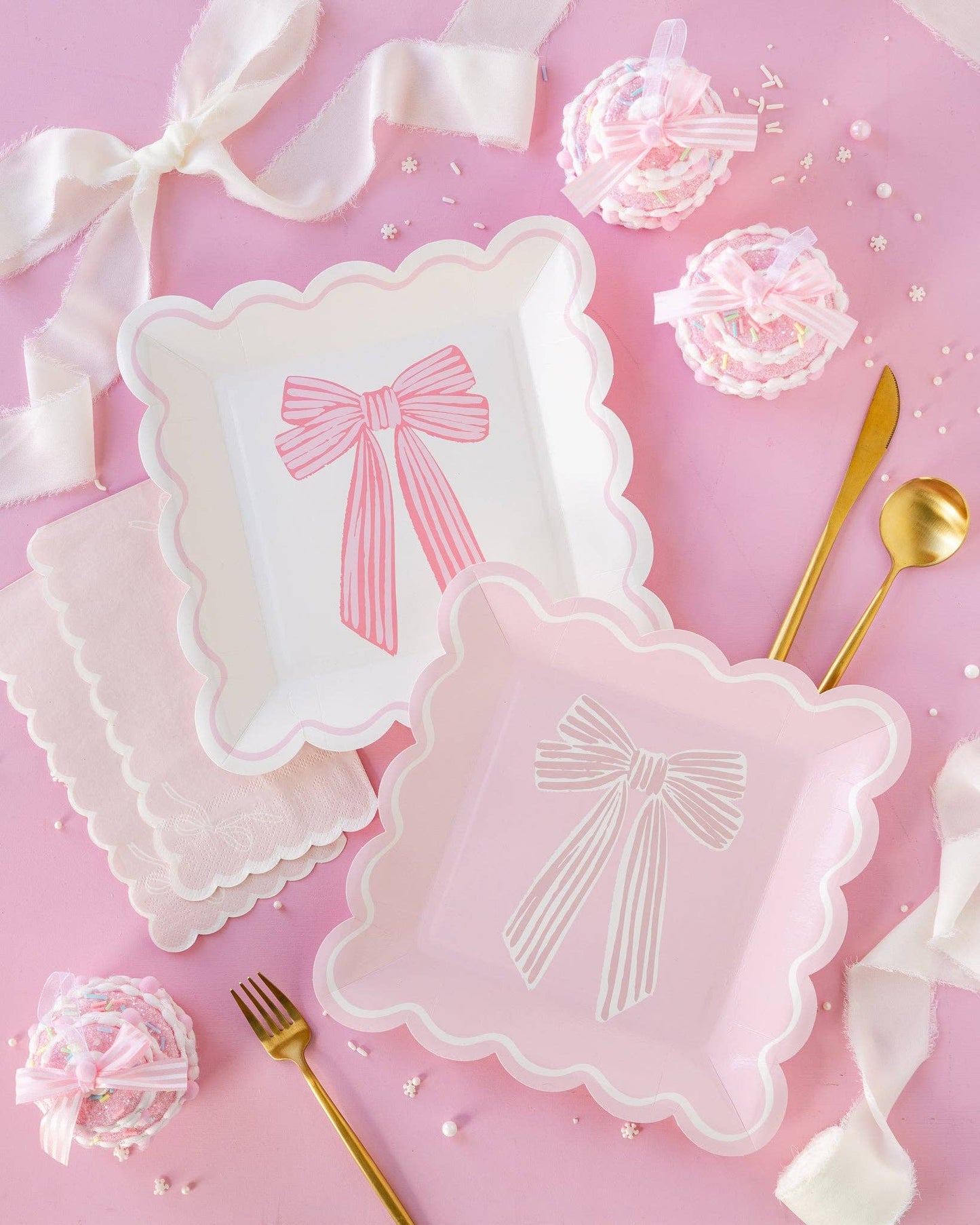 Large Pink Bows Plate Set