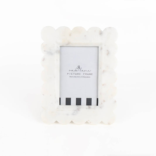 White Scalloped Marble 4x6 Picture Frame