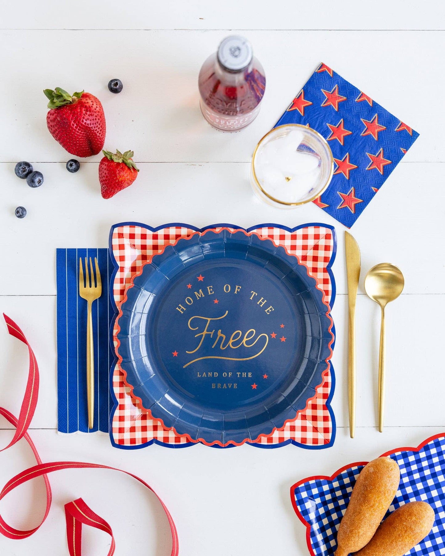 Red & Blue Gingham Plate Set