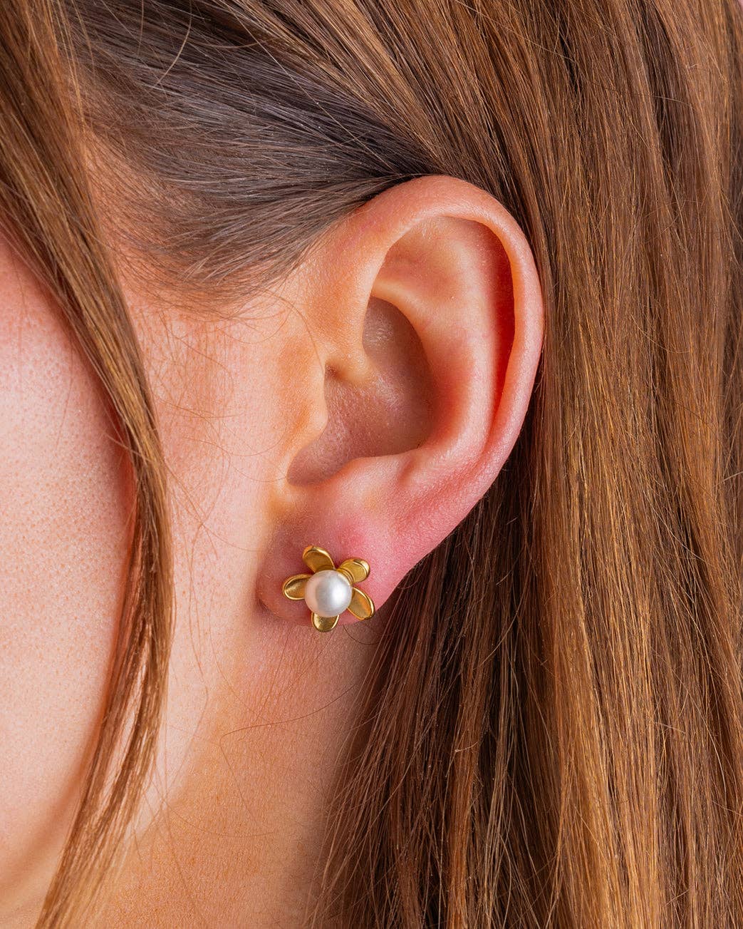 Kali Stud Earrings | Gold-Plated + Pearl Flowers