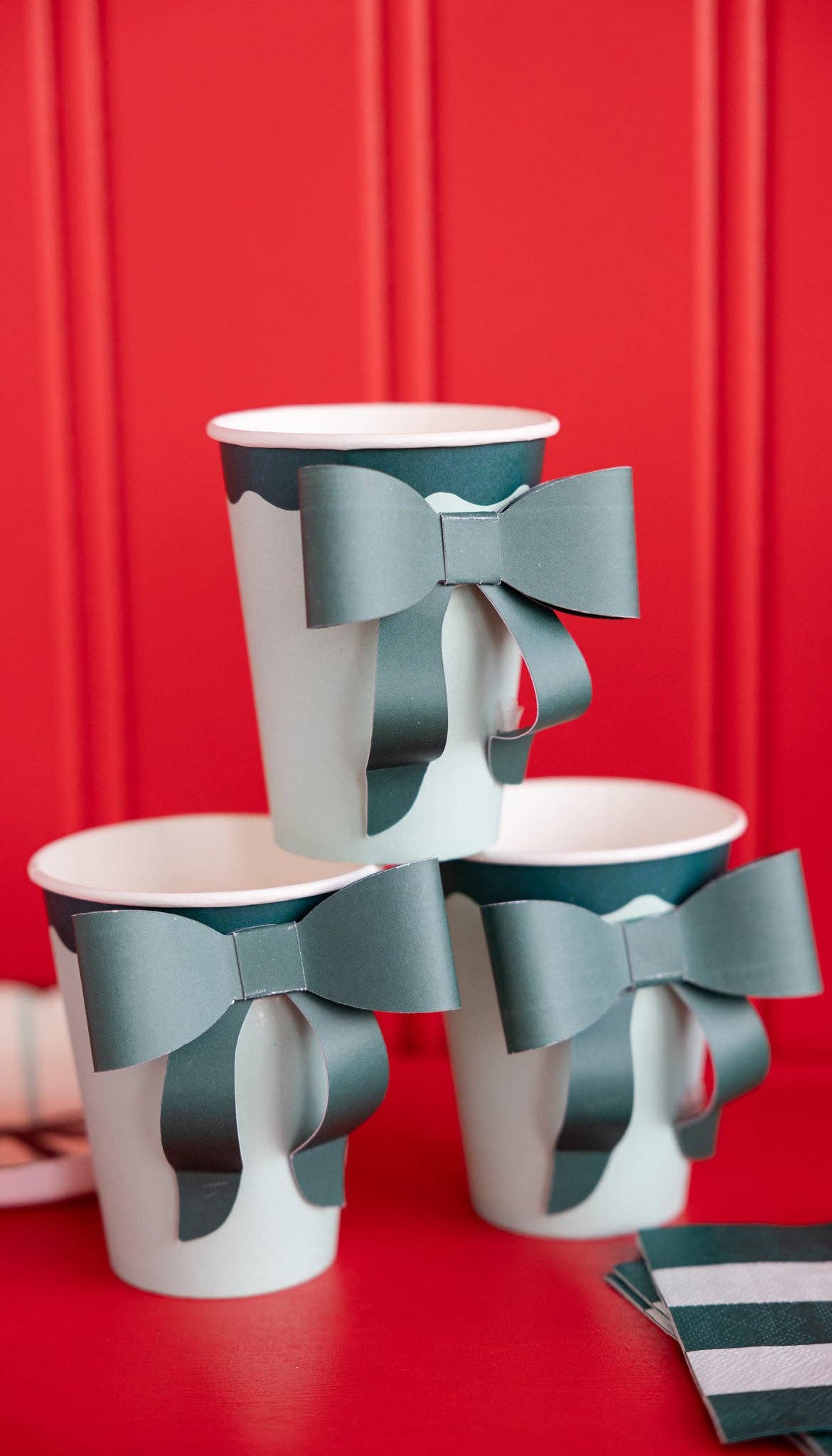 Mint and Green Bow Paper Cups