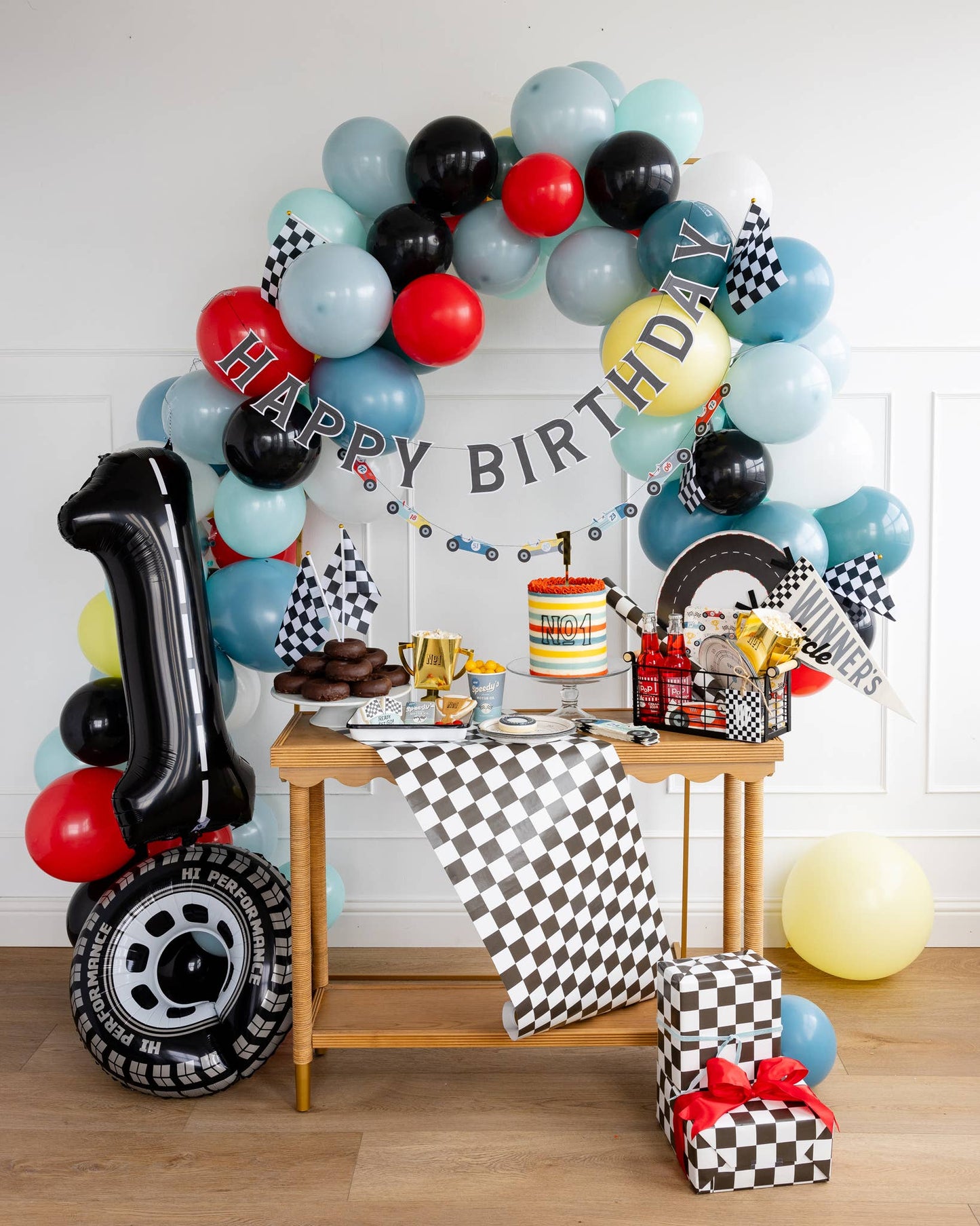 Miles per Hour | Checkered Flag Table Runner