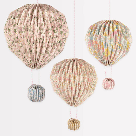 Liberty Origami Balloon Decorations