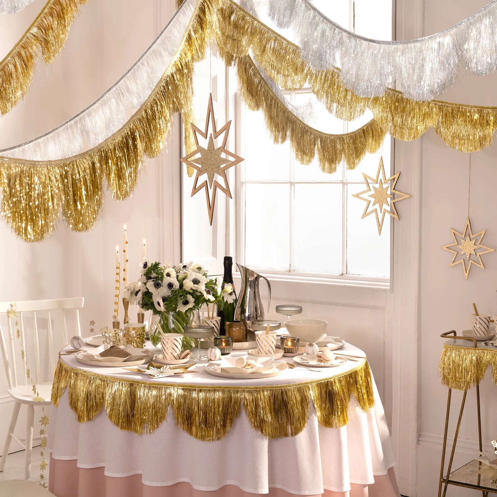 Meri Meri Tinsel Scallop Garland - Thumbnail 2